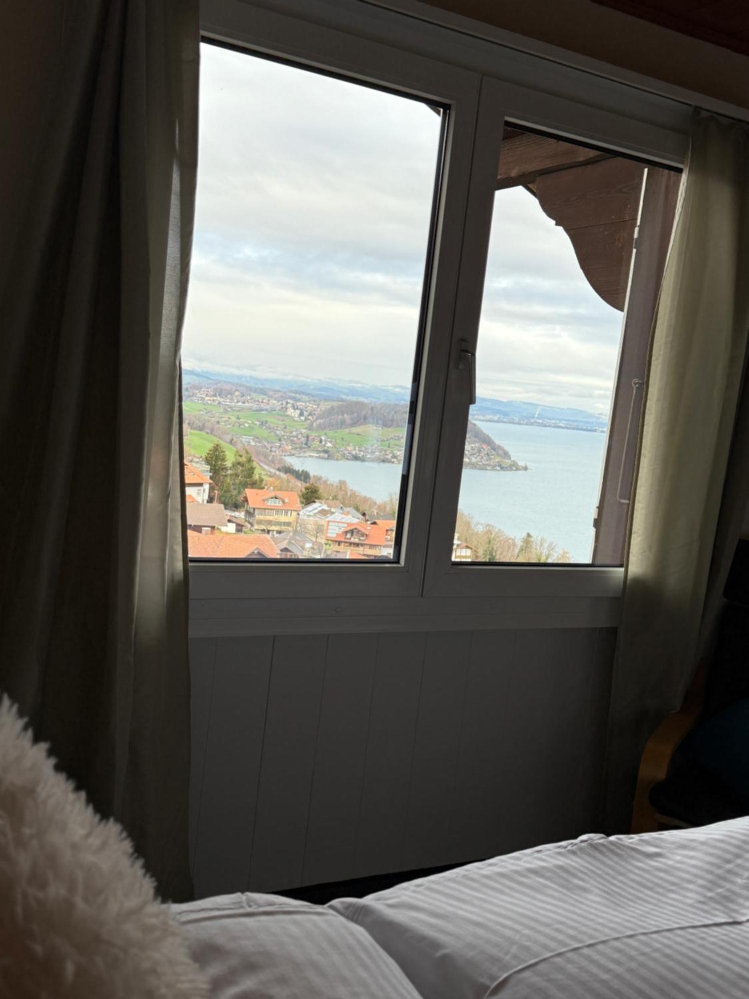Eva'S Seeblick Krattigen Værelse billede